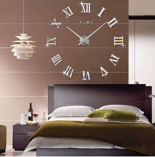 Elegant väggklocka
